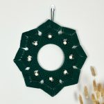 Makramee Ring *tannengrün mit Holzperlen*