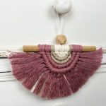 Mini-Makramee *kleiner Schutzengel* beige/ gold