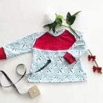 Pulli-Maedchen-Gr.68-Schmetterlinge-und-Herzchen-rot-hellblau-blau